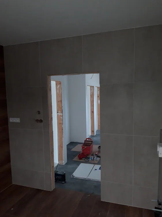 Obklady a dlažby – 5