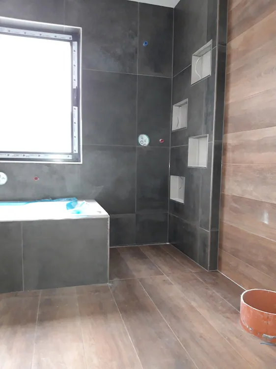 Obklady a dlažby – 10