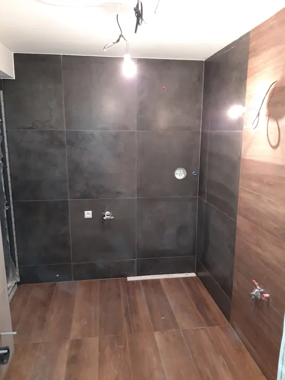 Obklady a dlažby – 12